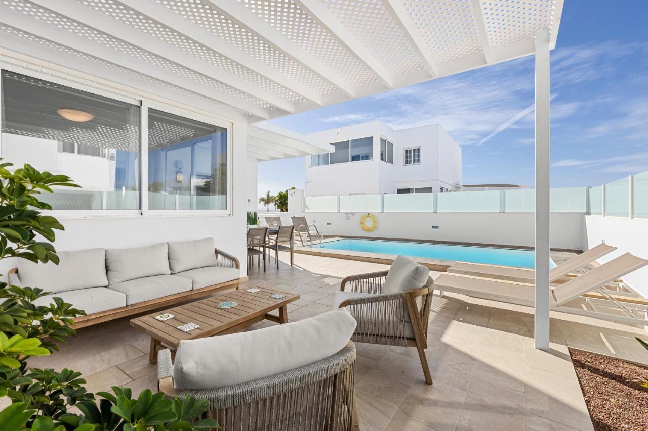 Villa Atlantica - Heated Pool In Playa Blanca Exteriör bild
