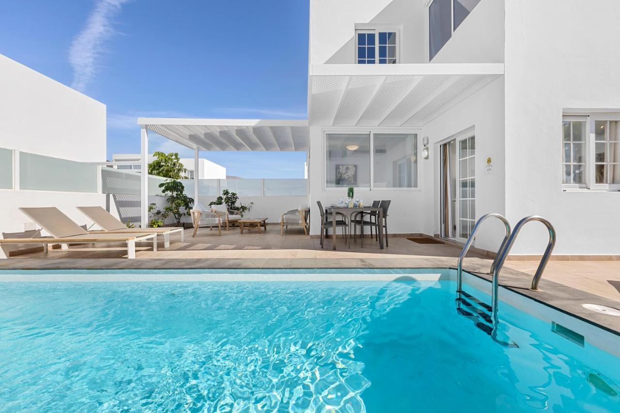 Villa Atlantica - Heated Pool In Playa Blanca Exteriör bild