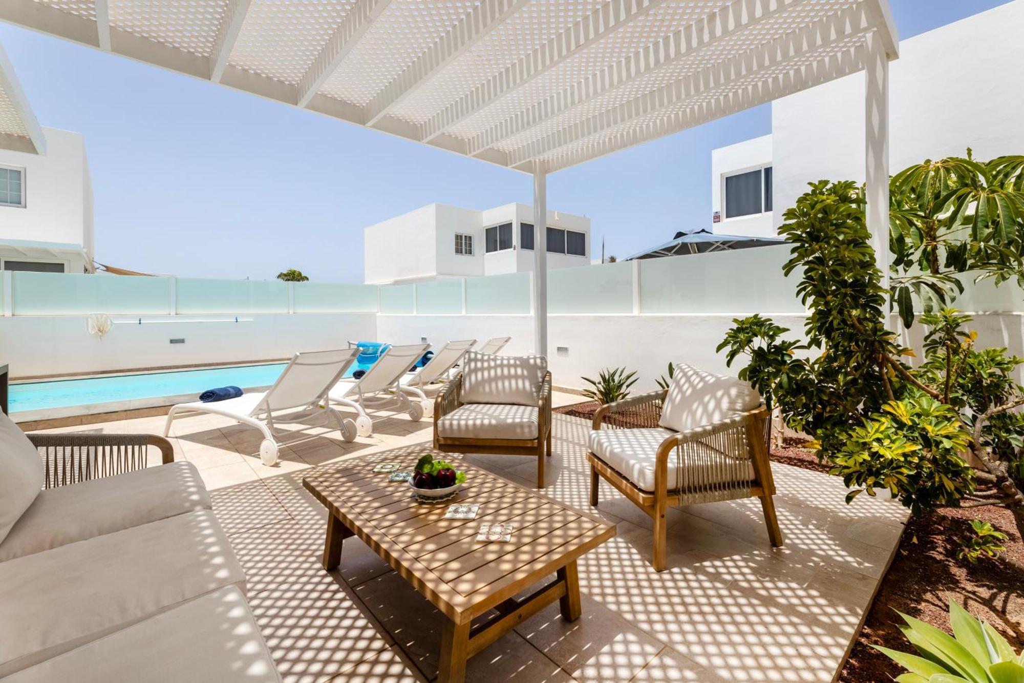 Villa Atlantica - Heated Pool In Playa Blanca Exteriör bild