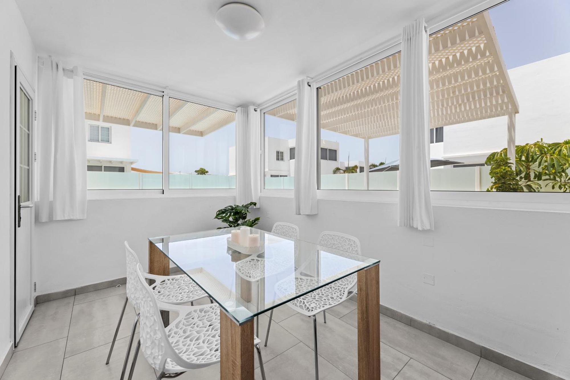 Villa Atlantica - Heated Pool In Playa Blanca Exteriör bild