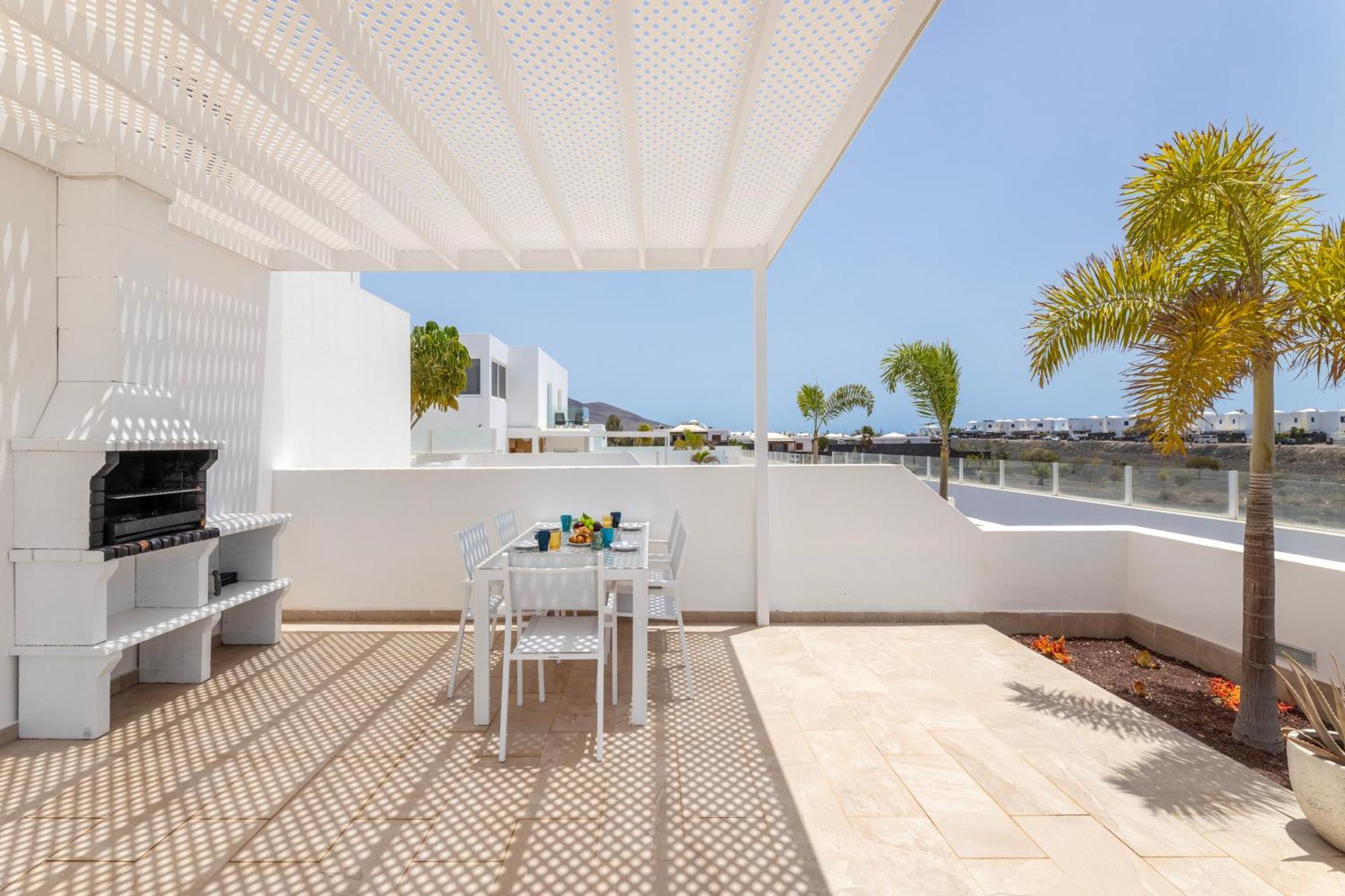 Villa Atlantica - Heated Pool In Playa Blanca Exteriör bild