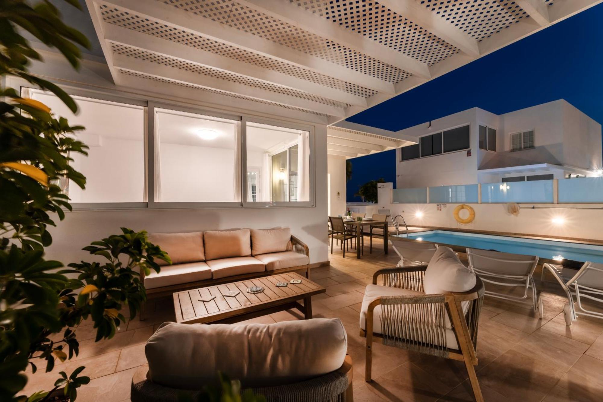 Villa Atlantica - Heated Pool In Playa Blanca Exteriör bild