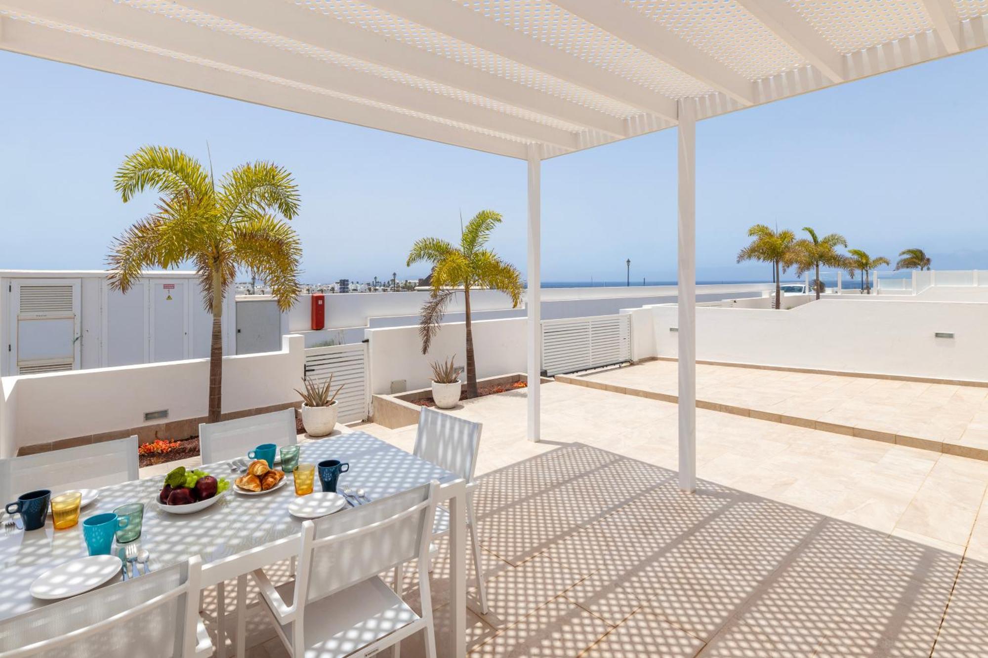 Villa Atlantica - Heated Pool In Playa Blanca Exteriör bild