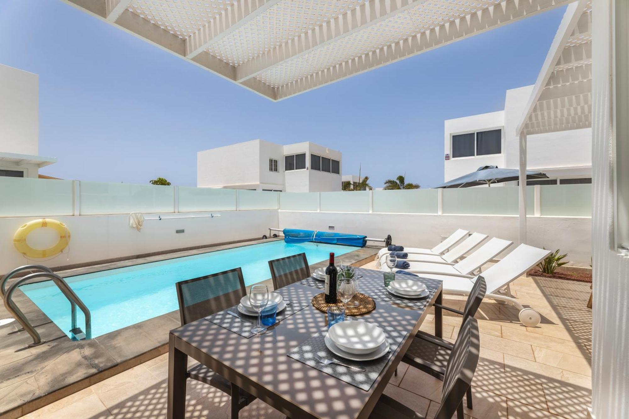 Villa Atlantica - Heated Pool In Playa Blanca Exteriör bild